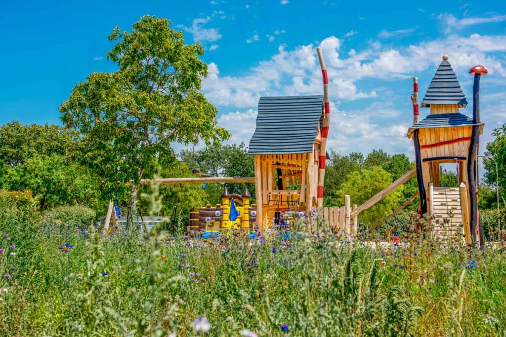 camping spielplatz maine et loire