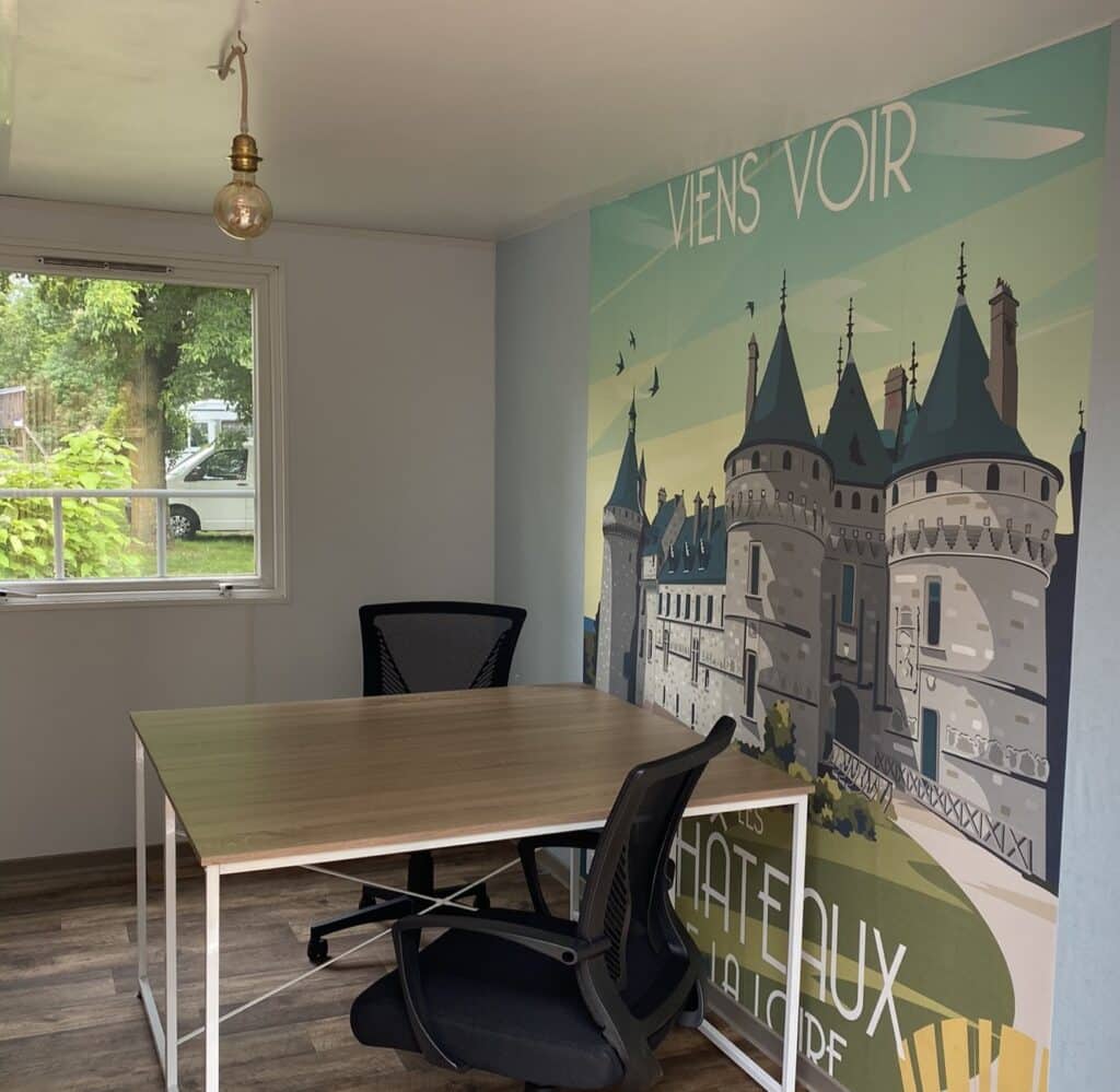 flowercamping iledoffard coworking interieur